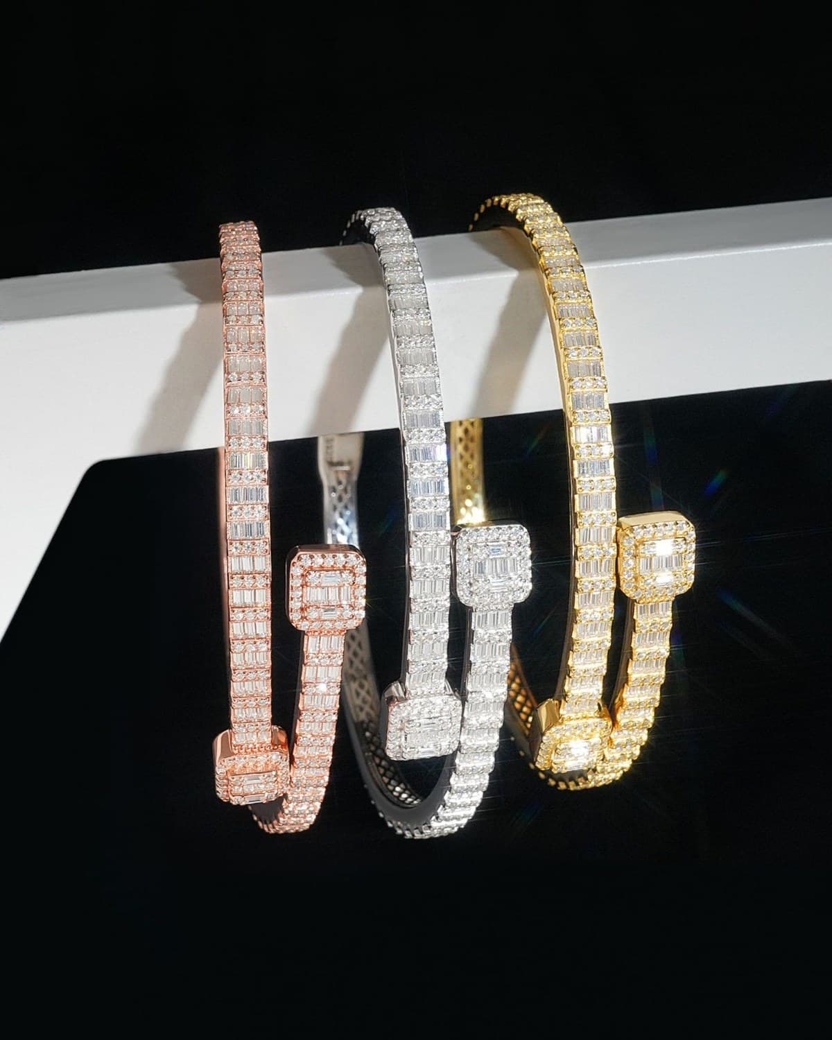 ÉPURE — jonc baguette, finitions rosée, argentée et dorée
